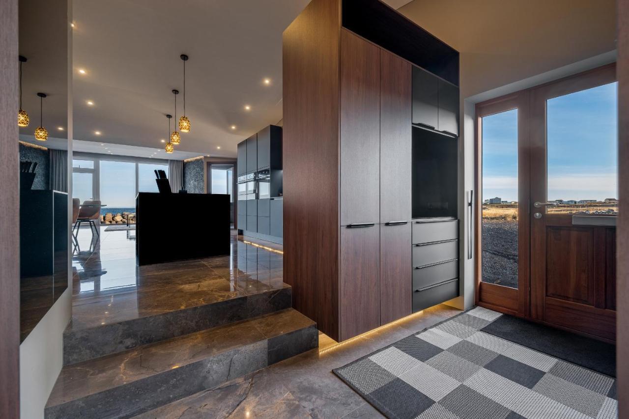 Bay View Apartments Gardur Extérieur photo